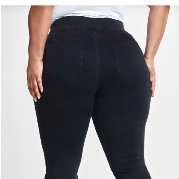 Fashion To Figure Plus Size Jeans - Picture 2 of 8